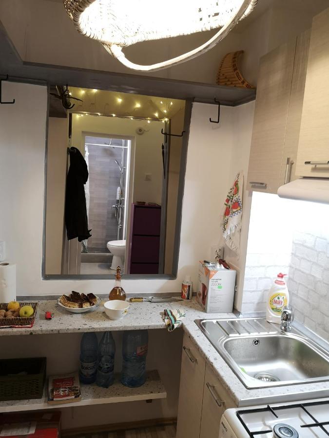 Little Modern Folk Apt Apartment Valenii de Munte Luaran gambar